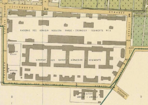 Next to the barracks  (Kaserne)– currently a police station – on the former Prinz-August-von-Württemburg-Strasse, the outline of the former military barracks-turned-concentration-camp can still be seen. Quelle: Stadtplan von 1895, Verlag Julius Straube, http://de.wikipedia.org/w/index.php?title=Datei:Lageplan_Columbia-KZ.jpg&filetimestamp=20080725174359